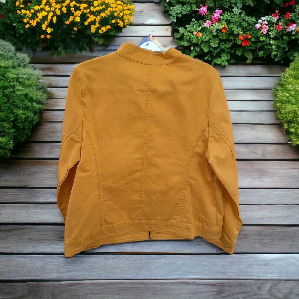 🐥 SOLD!!! 🐥 Liz Claiborne Sunflower Jean Jacket-NWOT - Picture 2 of 3